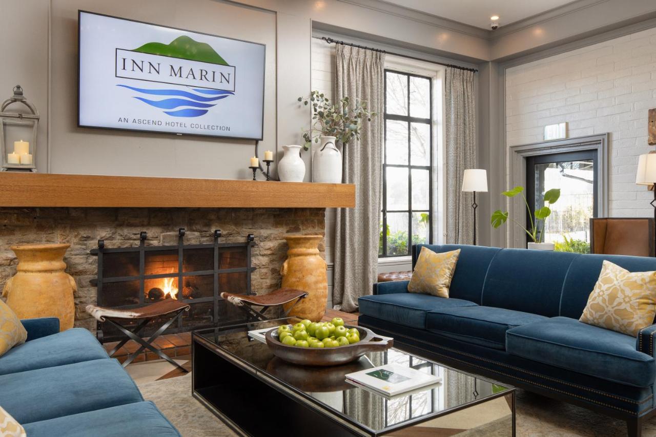 Inn Marin And Suites, Ascend Hotel Collection Novato Eksteriør bilde